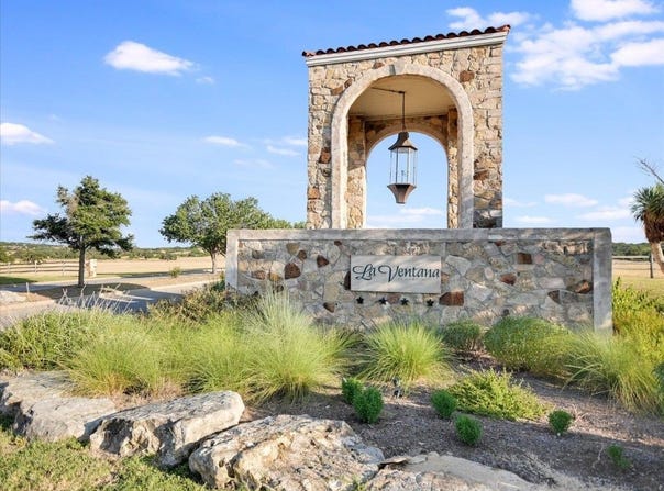 193 Quarter Horse LN, Driftwood, TX 78619