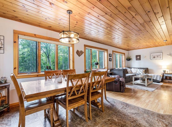 39 Simmons Lane, Friendship, ME 04547