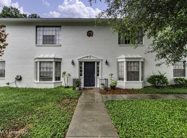 5025 Wayneland Drive lot: D12, Jackson, MS 39211