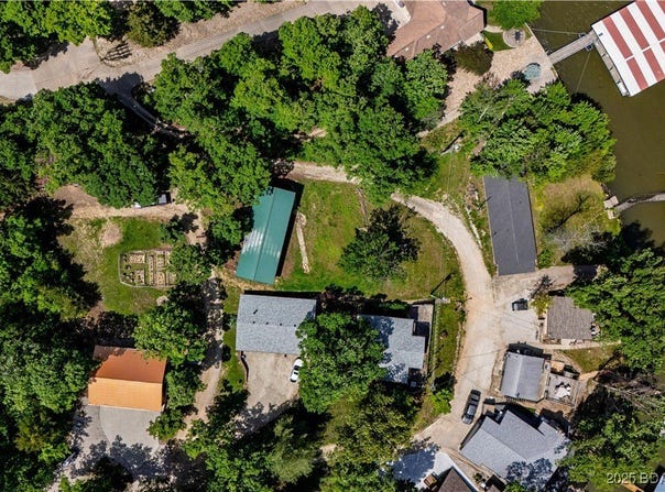 74 Jay Bird Lane, Sunrise Beach, MO 65079