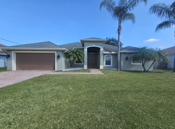 5721 NW Alcazar Terrace, Port Saint Lucie, FL 34986