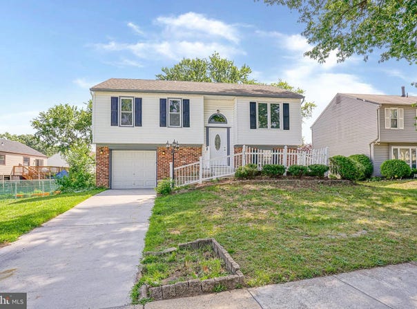 2410 SHELLEY LANE, PENNSAUKEN, NJ 08109