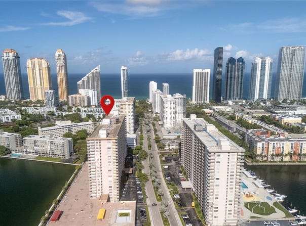 251 174th St, Sunny Isles Beach, FL 33160