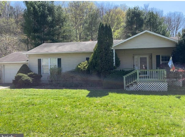 5527 PETERSBURG PIKE, FRANKLIN, WV 26807
