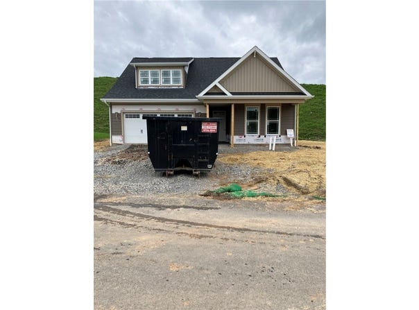 1004 Lakeshore Drive, Baden, PA 15005