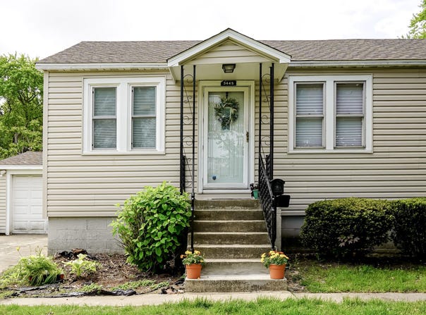 3445 E 22nd Avenue, Lake Station, IN 46405