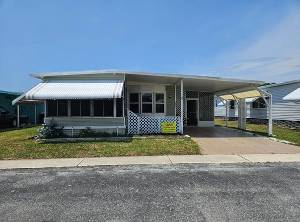 14241 Dryden St, Hudson, FL 34667