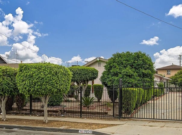 1520 W 107th Street, Los Angeles, CA 90047