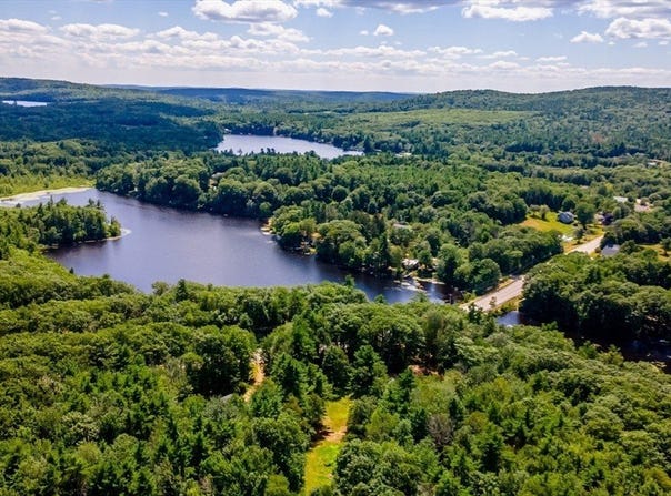 2409 W State Rd, Ashby, MA 01431