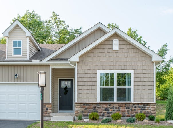 601b W West Oak Lane, White Haven, PA 18661