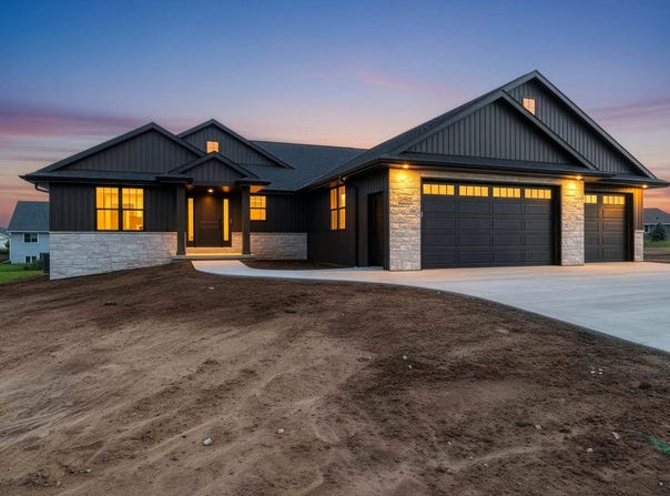 2761 STELOR Drive, GREEN BAY, WI 54311-6714