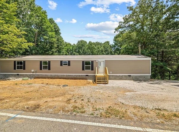 814 Old Dunlap Street, Spencer, TN 38585