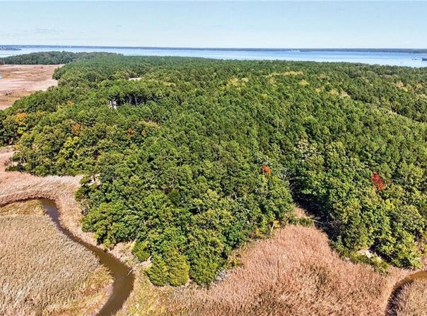 14310 Hardys Place, Smithfield, VA 23430