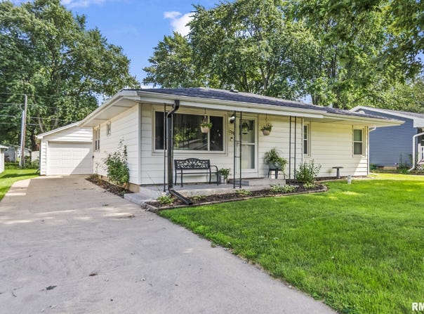 1708 RUTLEDGE Drive, Lincoln, IL 62656