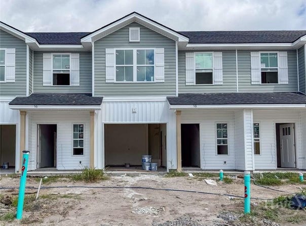 18 Beaumont Drive, Hinesville, GA 31313