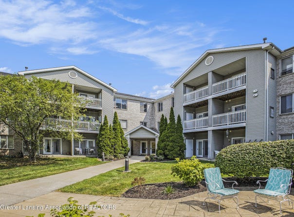 338 W Saginaw Street, East Lansing, MI 48823