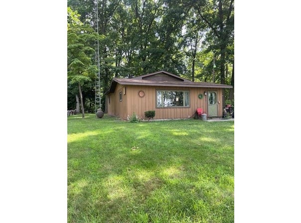 17448 Lakeview Drive, Vandalia, MI 49095