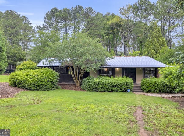 10325 Double Bridges, Winterville, GA 30683