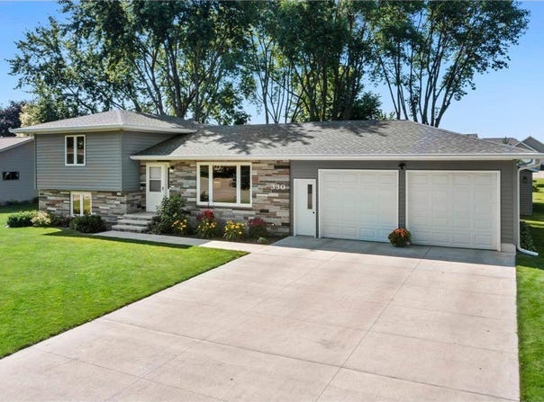330 8th Street SE, Freeport, MN 56331