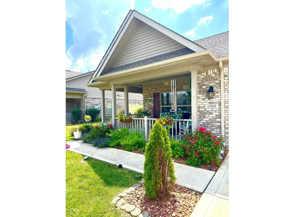 1688 Magnolia Drive, Greenwood, IN 46143