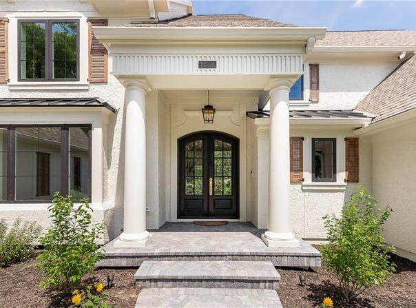 12501 Juniper Street, Leawood, KS 66209