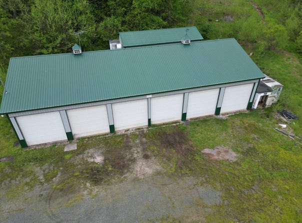 122 Love Hill Road, Waverly, WV 26184