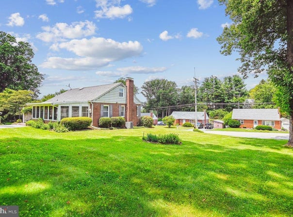 135 SMITH AVENUE, WESTMINSTER, MD 21157