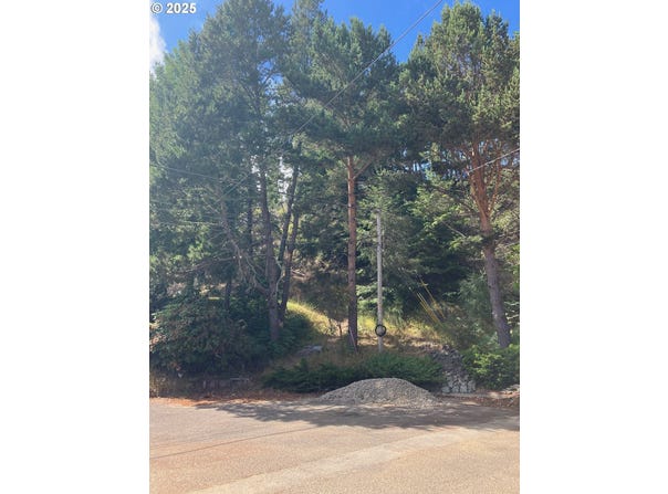 0 Fir ST, North Bend, OR 97459