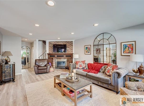 46 Covington Court, East Brunswick, NJ 08816