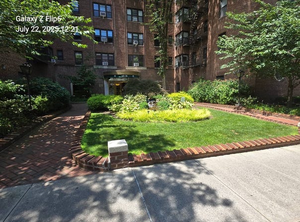 6910 Yellowstone Blvd, Forest Hills, NY 11375