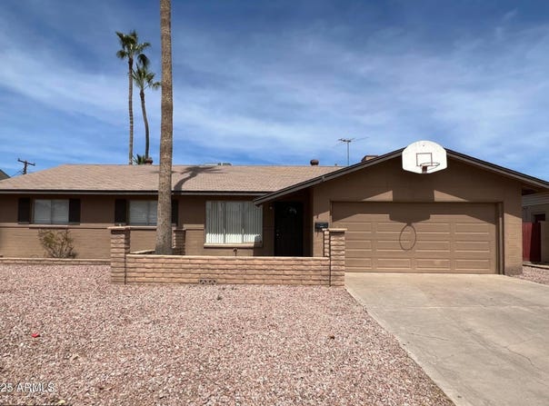 420 E Laguna Drive, Tempe, AZ 85282