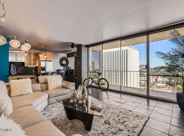 207 W CLARENDON Avenue, Phoenix, AZ 85013