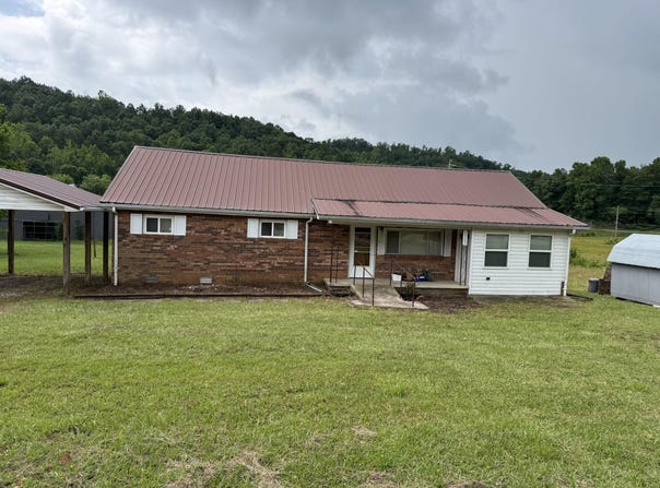 6363 779 Highway, Rockholds, KY 40759