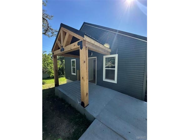 403 Broadway Street, Waynesville, MO 65583