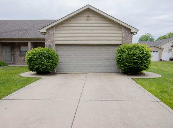 5606 Mississippi Street, Hobart, IN 46342