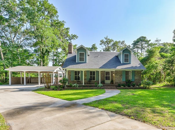 24 Presnell Circle, Beaufort, SC 29902