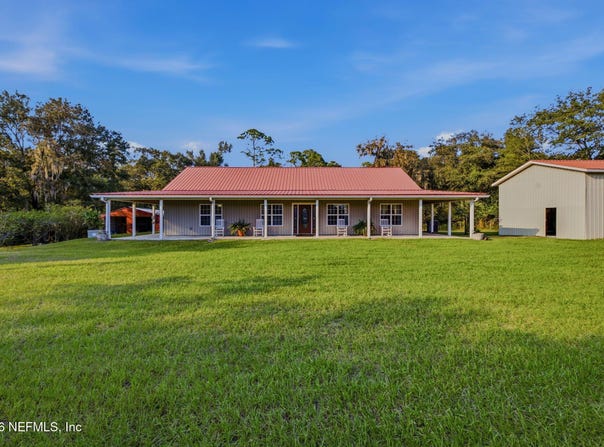 4564 CRAZY HORSE Avenue, Middleburg, FL 32068