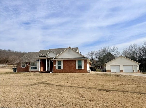 1500 Thistle CIR, Greenwood, AR 72936