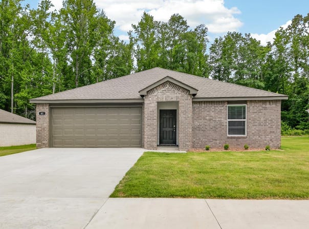 61 Wolfsbridge Loop, Cabot, AR 72023