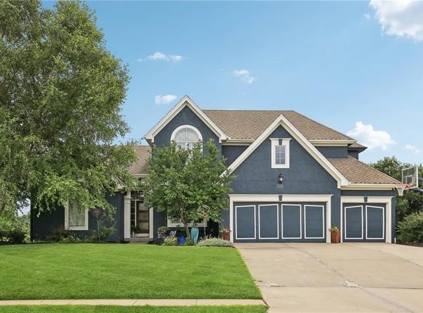 1505 N 150th Terrace, Basehor, KS 66007