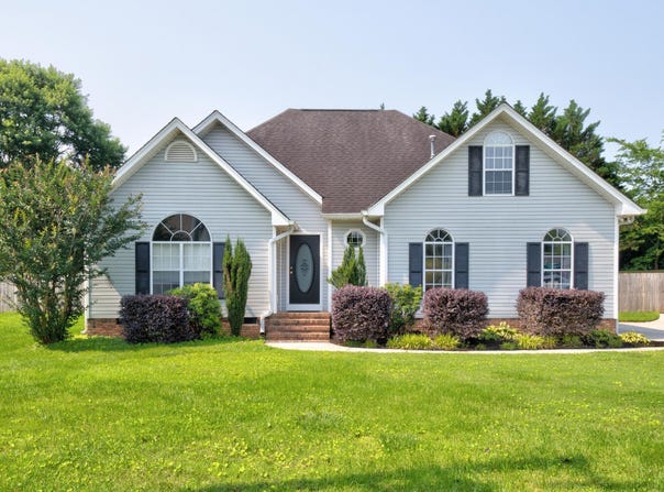 8900 Fox Glen Drive, Ooltewah, TN 37363