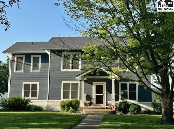 29 W 20th Ave, Hutchinson, KS 67502