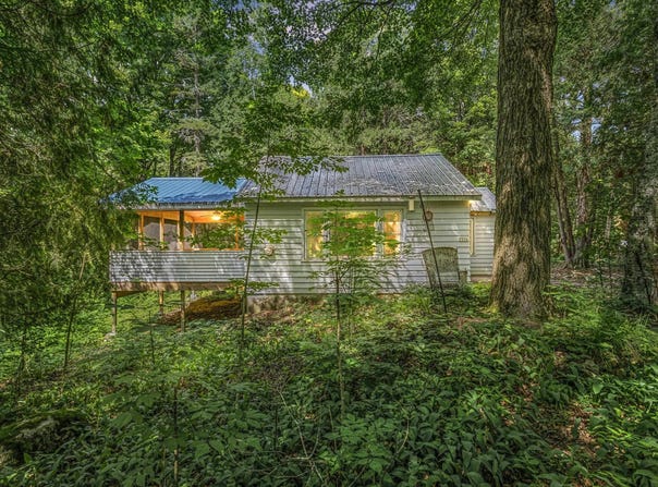 7376 ELMS Road, STURGEON BAY, WI 54235