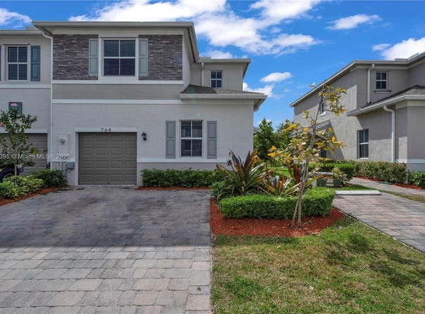 764 SE 19th St, Homestead, FL 33034