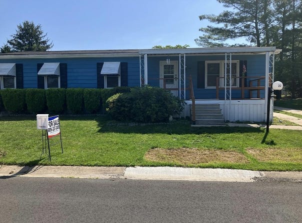 22 KIMBERLY DR., Barnegat, NJ 08005