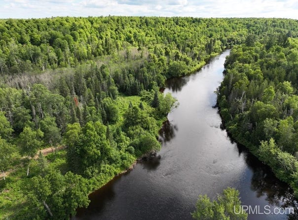 21 Acres Off Bates Amasa, Crystal Falls, MI 49920