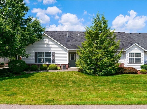 698 GOLD LEAF COURT, STREETSBORO, OH 44241