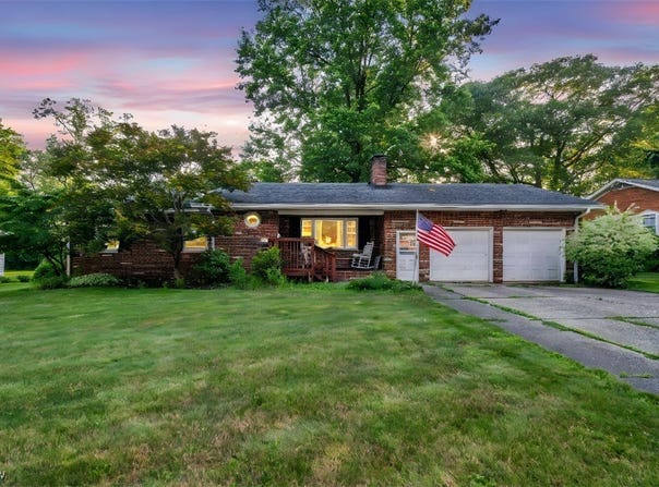 3524 Oak Road, Stow, OH 44224
