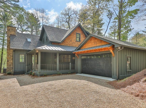 205 Upper Whitewater Road, Sapphire, NC 28774