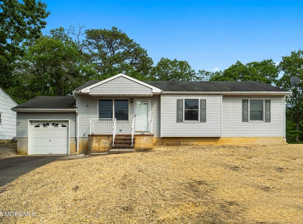 1800 Ravine Drive, Forked River, NJ 08731